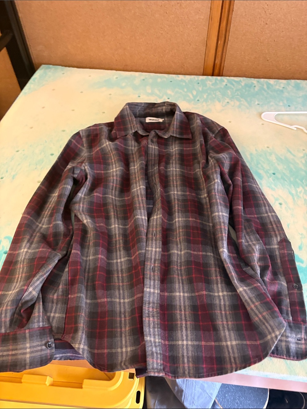 Taylor Stitch Men's Flannel- Burgundy & Gray